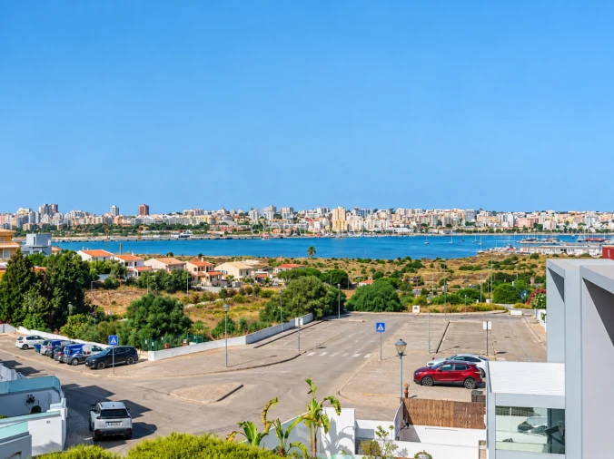 Moradia T3 para Venda em Ferragudo Foto 3