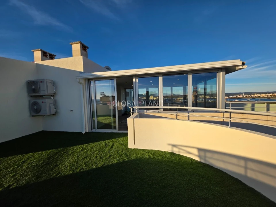 Apartamento T2 para Venda em Portimão Foto 30