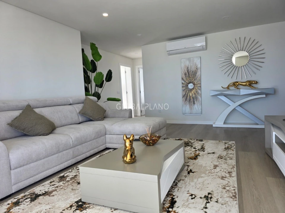 Apartamento T2 para Venda em Portimão Foto 11