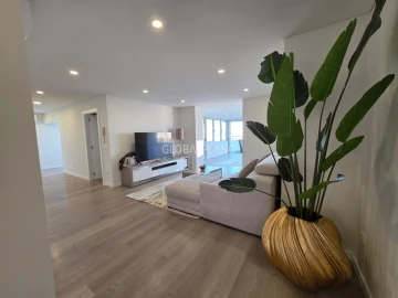 Apartamento T2 para Venda em Portimão