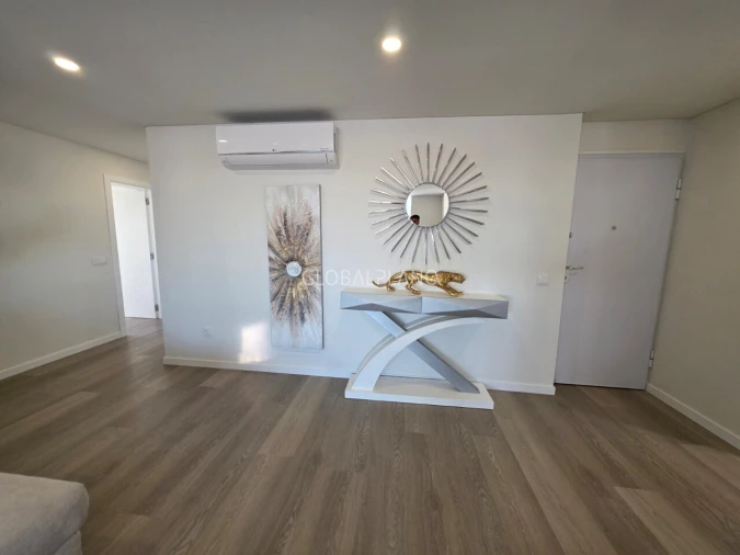 Apartamento T2 para Venda em Portimão Foto 13