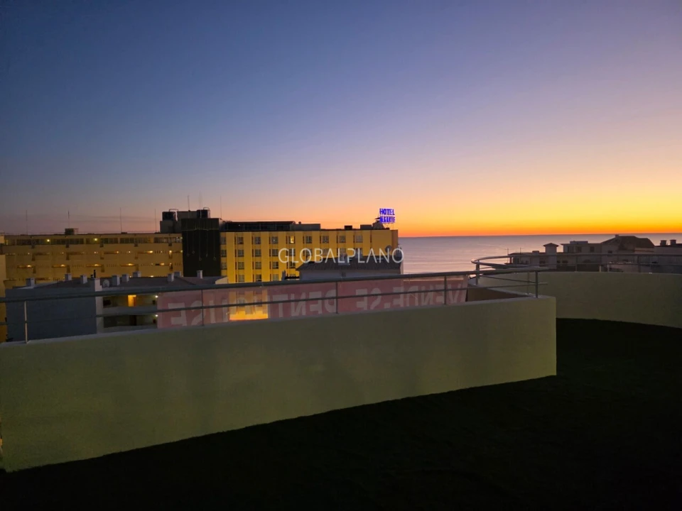 Apartamento T2 para Venda em Portimão Foto 1