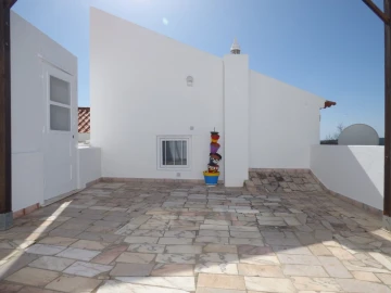 Moradia T4 para Venda em Mexilhoeira Grande