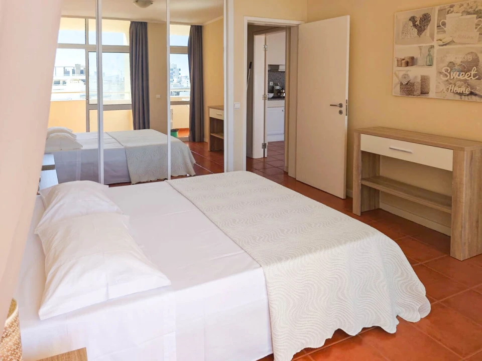 Apartamento T1 para Venda em Portimão Foto 6