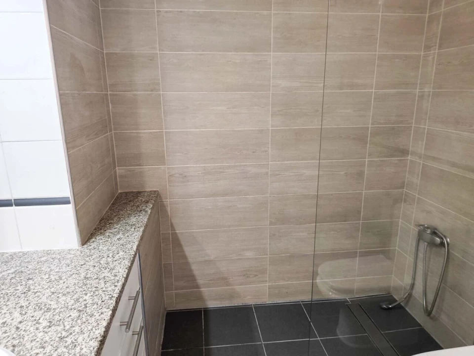 Apartamento T1 para Venda em Portimão Foto 11