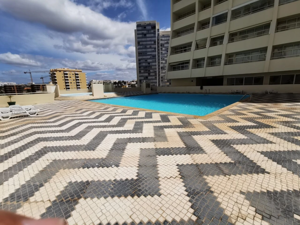 Apartamento T1 para Venda em Portimão Foto 16