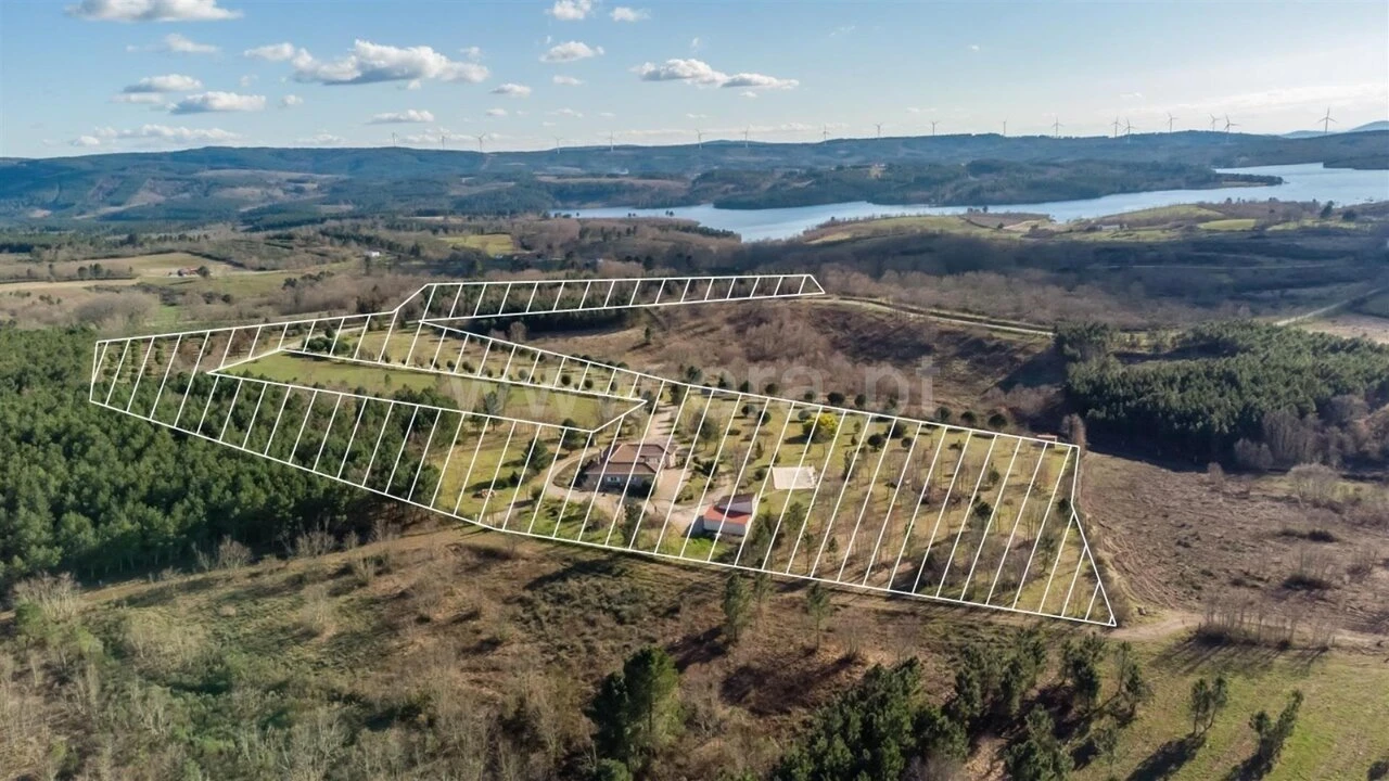 Moradia T5 para Venda em Sabugal e Aldeia de Santo António Foto 20
