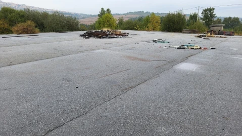 Armazém para Venda em Gonçalo