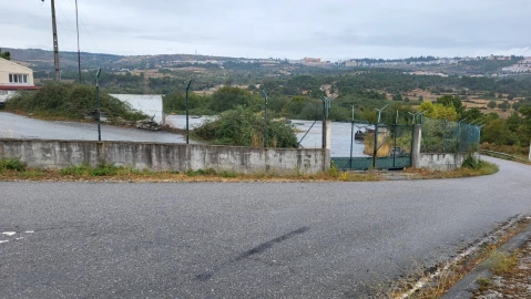 Armazém para Venda em Gonçalo