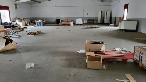Armazém para Venda em Gonçalo