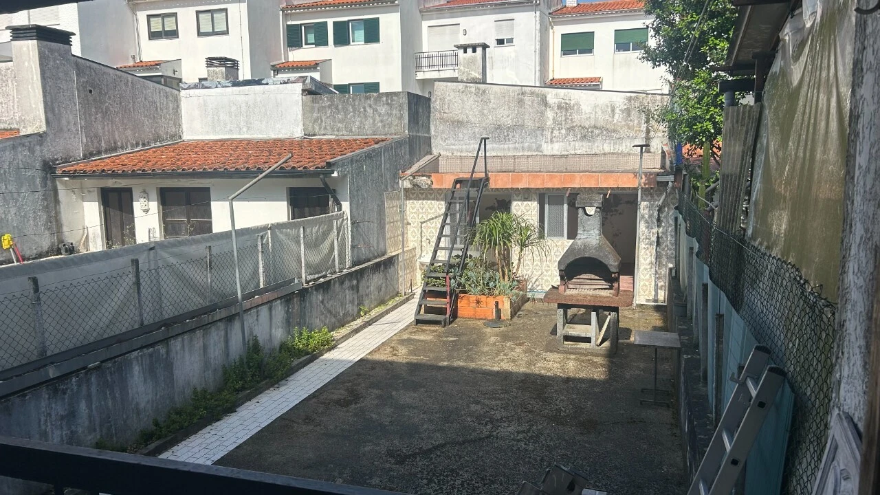 Moradia T3 para Venda em São João da Madeira Foto 23