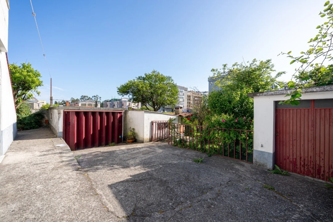 Moradia T5 para Venda em São João da Madeira Foto 34