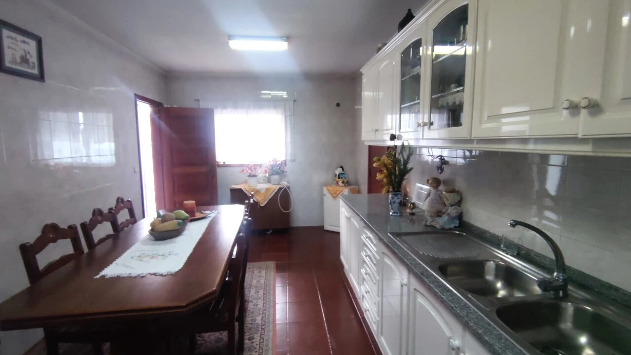 Moradia T3 para Venda em Macieira de Sarnes Foto 2