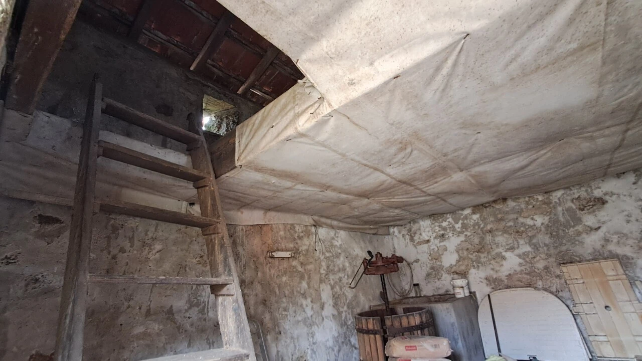 Moradia T2 para Venda em Macieira de Sarnes Foto 4