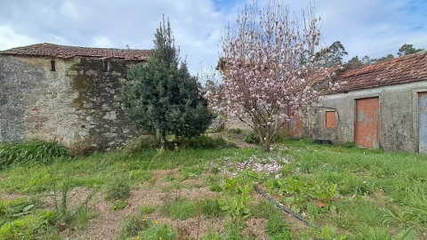Moradia T2 para Venda em Macieira de Sarnes