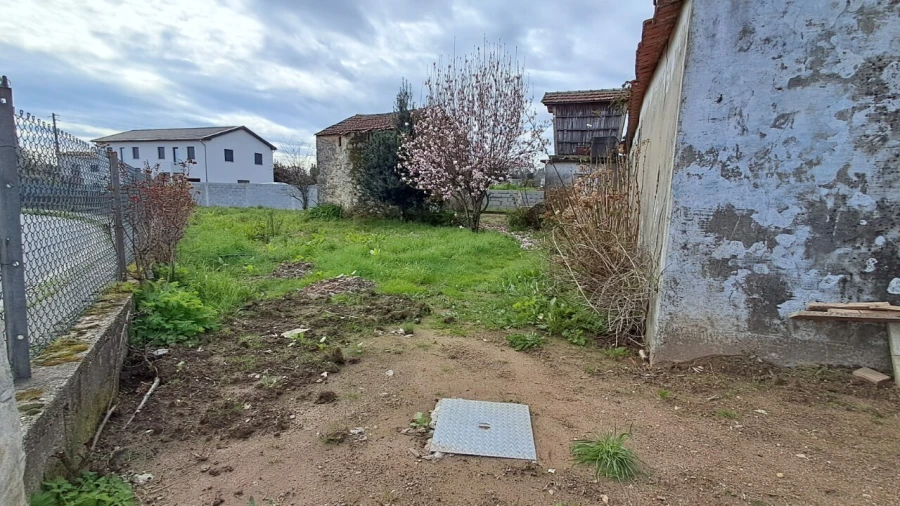 Moradia T2 para Venda em Macieira de Sarnes Foto 17