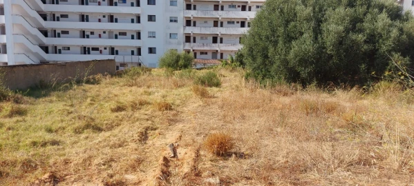 Terreno para Venda em Albufeira e Olhos de Água