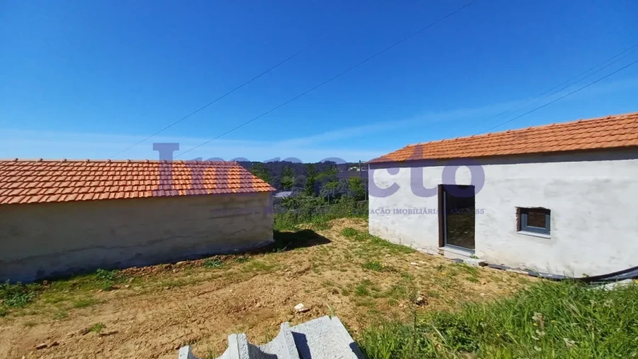 Moradia T1 para Venda em Ossela
