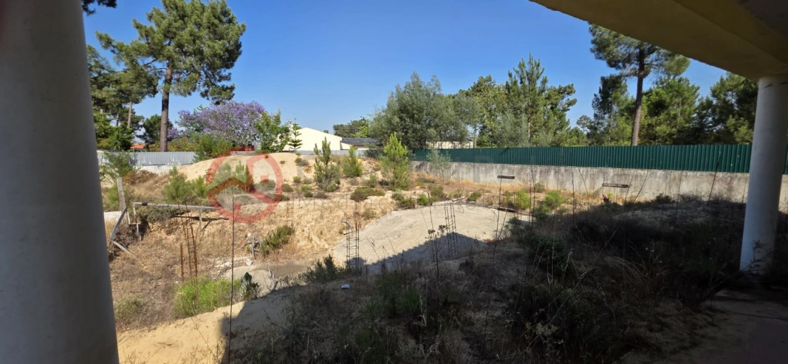 Terreno para Venda em Corroios Foto 19