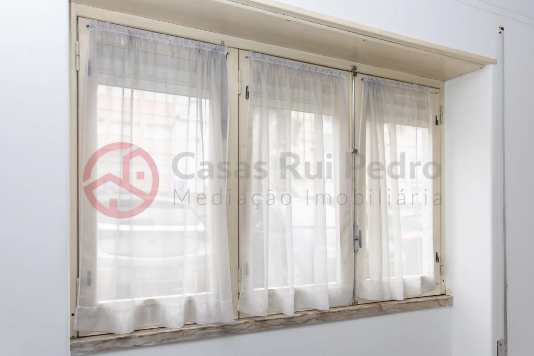 Apartamento T3 para Venda em Almada, Cova da Piedade, Pragal e Cacilhas Foto 14