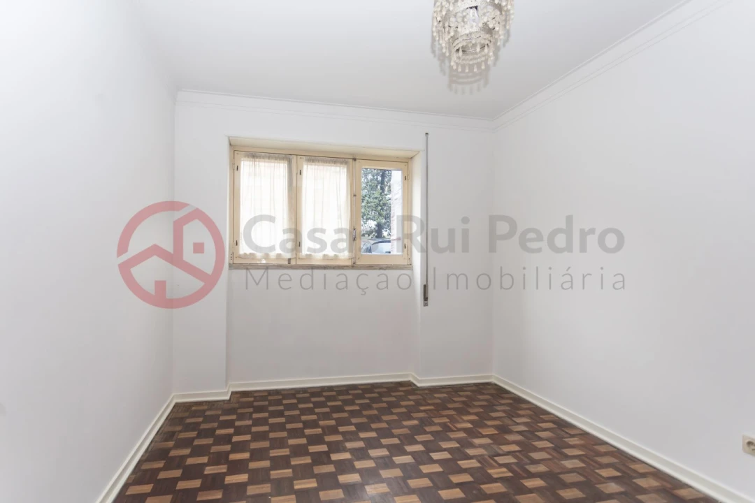 Apartamento T3 para Venda em Almada, Cova da Piedade, Pragal e Cacilhas Foto 16