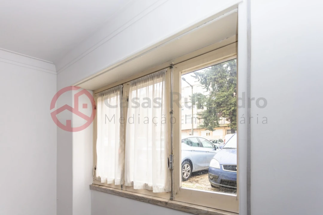 Apartamento T3 para Venda em Almada, Cova da Piedade, Pragal e Cacilhas Foto 17