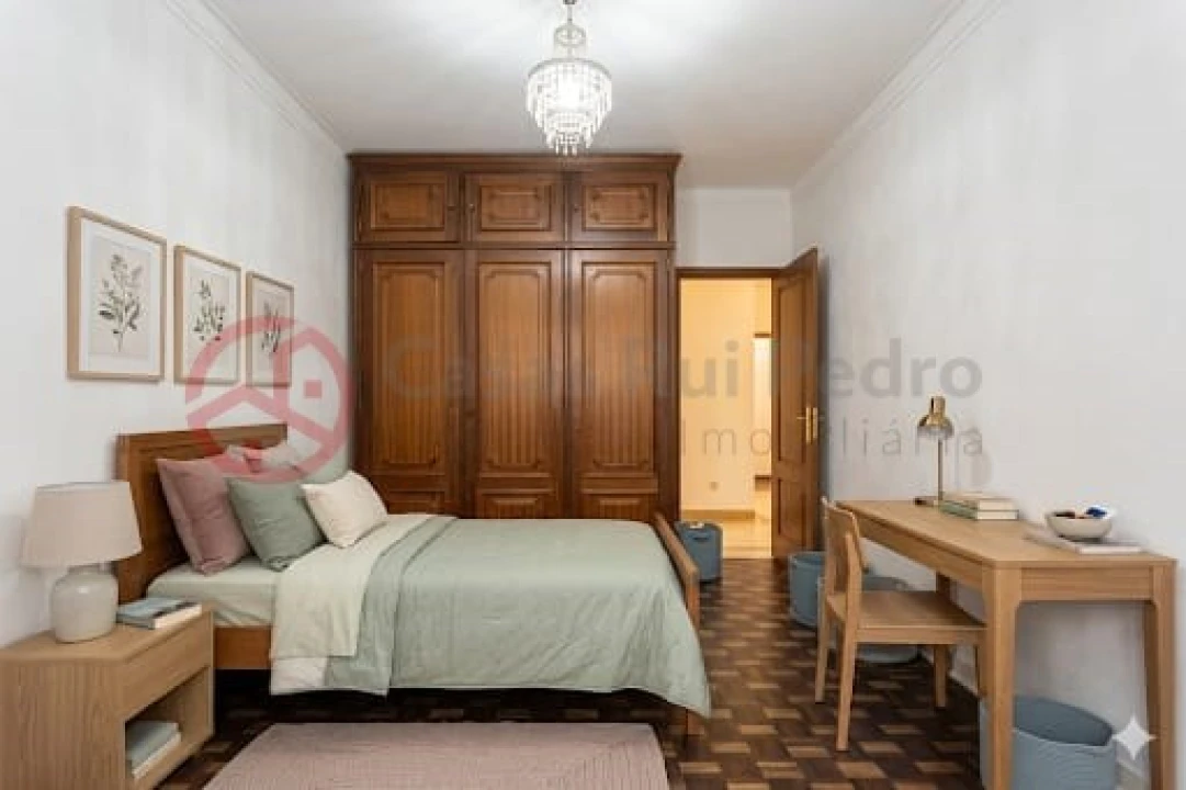 Apartamento T3 para Venda em Almada, Cova da Piedade, Pragal e Cacilhas Foto 5