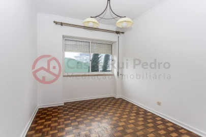 Apartamento T3 para Venda em Almada, Cova da Piedade, Pragal e Cacilhas