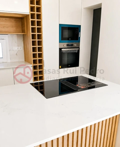 Moradia T3 para Venda em Fernao Ferro