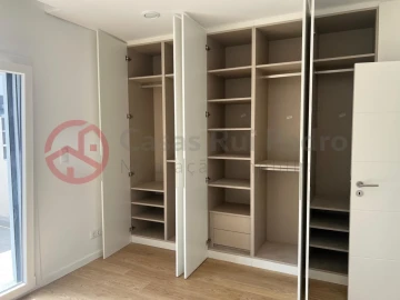 Moradia T3 para Venda em Fernao Ferro
