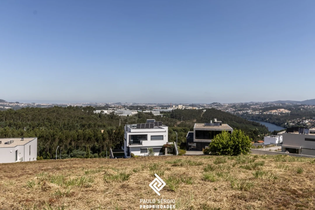 Terreno para Venda em Sandim, Olival, Lever e Crestuma Foto 6