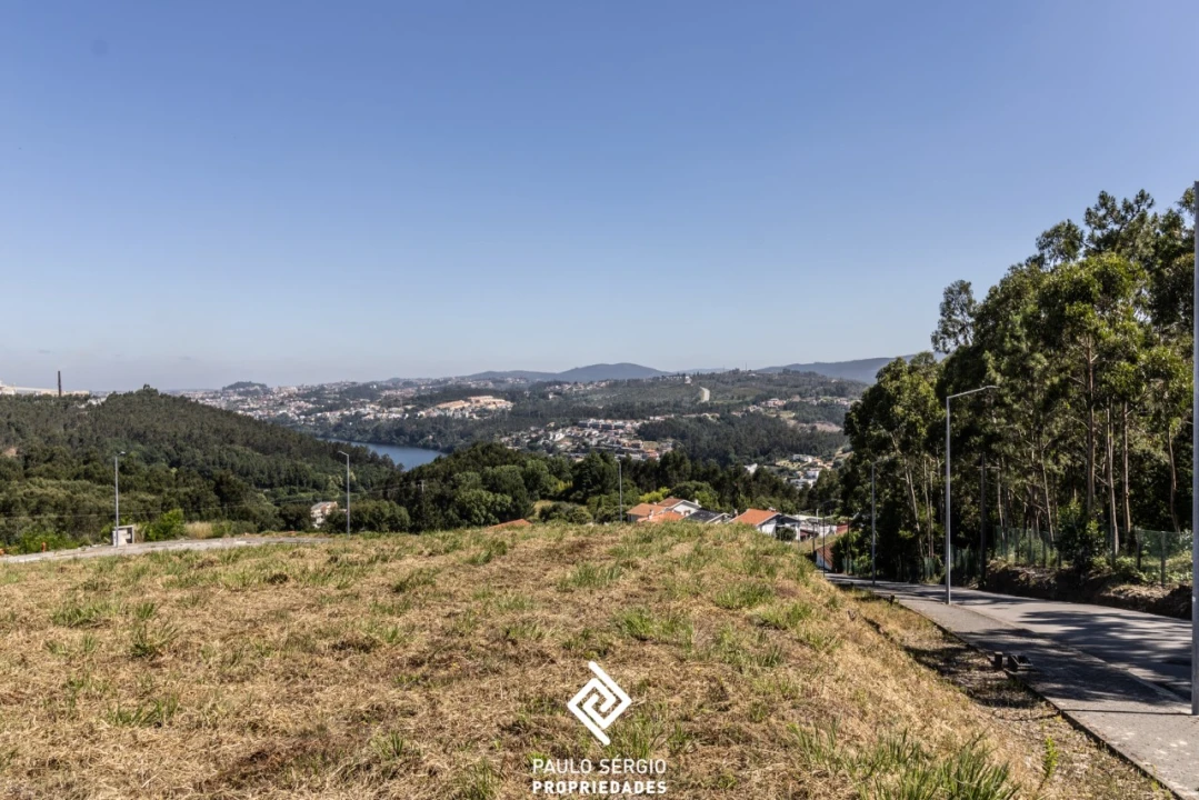Terreno para Venda em Sandim, Olival, Lever e Crestuma Foto 7