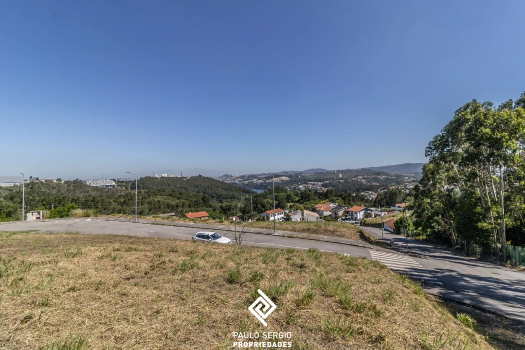 Terreno para Venda em Sandim, Olival, Lever e Crestuma Foto 10