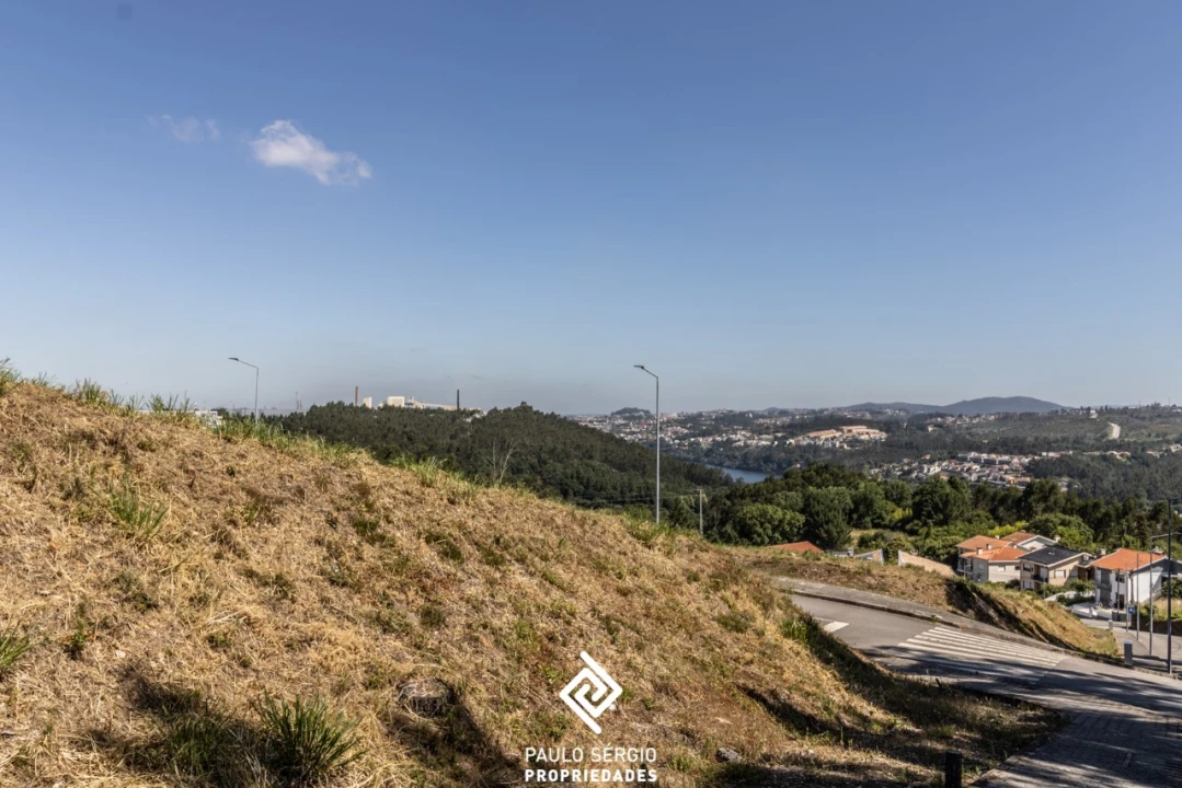 Terreno para Venda em Sandim, Olival, Lever e Crestuma Foto 15