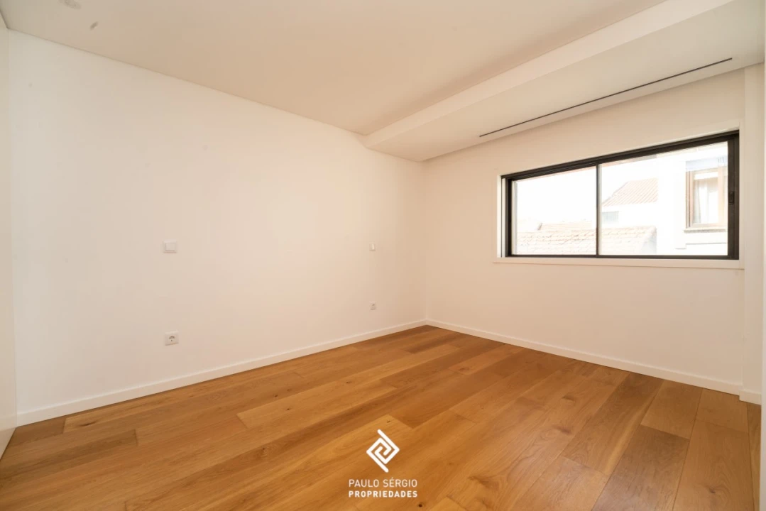 Apartamento T2 para Venda em Espinho Foto 10