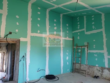 Quinta T3 para Venda em Abela