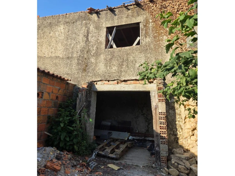 Moradia T2 para Venda em Pampilhosa Foto 4
