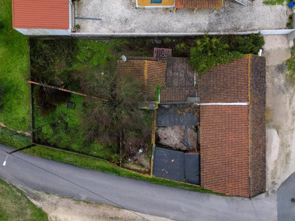 Moradia T2 para Venda em Azoia de Cima e Tremês Foto 5