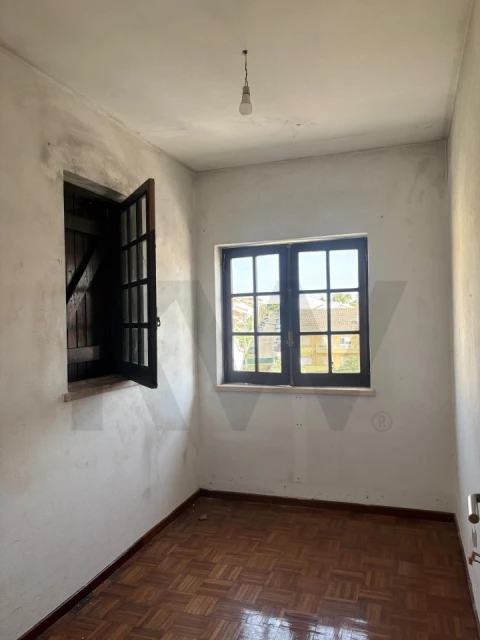 Moradia T3 para Venda em Corroios
