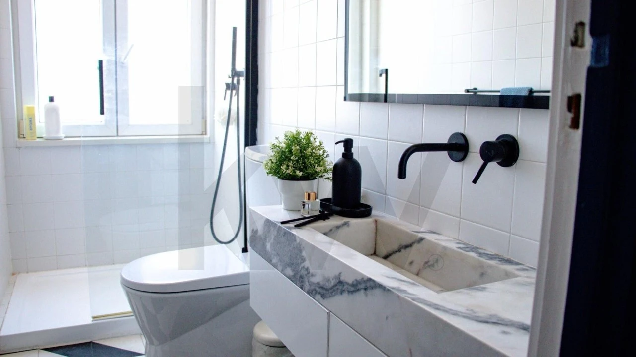 Apartamento T2 para Venda em Misericórdia Foto 9