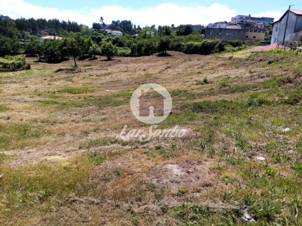Terreno Misto para Venda em Aveleda Foto 2