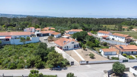 Moradia T4 para Venda em Aljubarrota