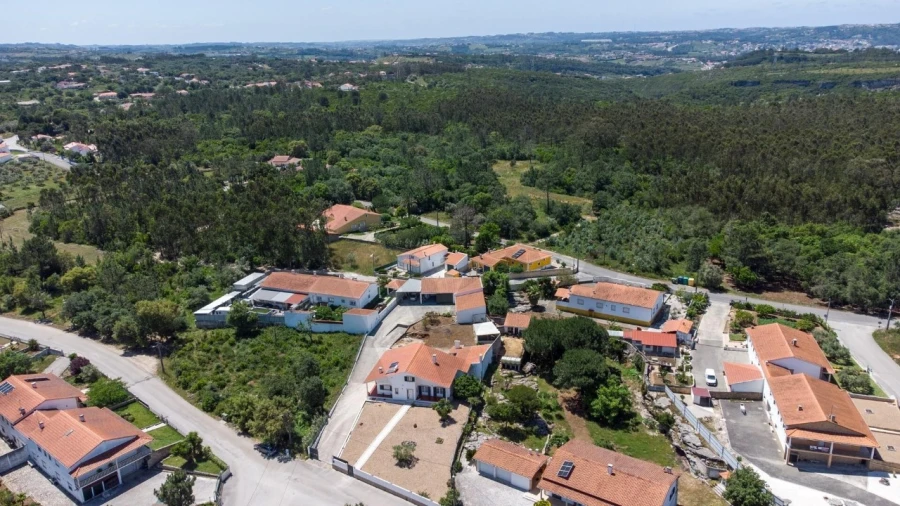 Moradia T4 para Venda em Aljubarrota Foto 2