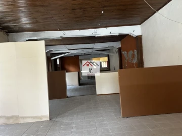 Loja para Venda em Ovoa e Vimieiro