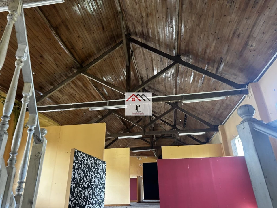 Loja para Venda em Ovoa e Vimieiro Foto 6