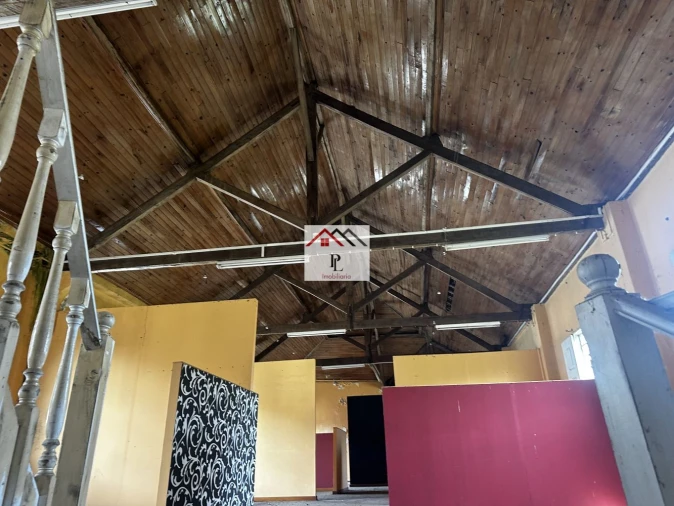 Loja para Venda em Ovoa e Vimieiro Foto 6