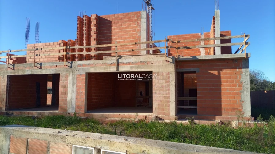 Moradia T3 para Venda em Santa Joana