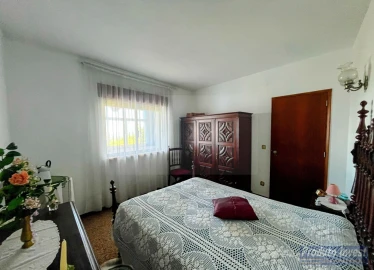 Moradia T2 para Venda em Vale de Prazeres e Mata da Rainha
