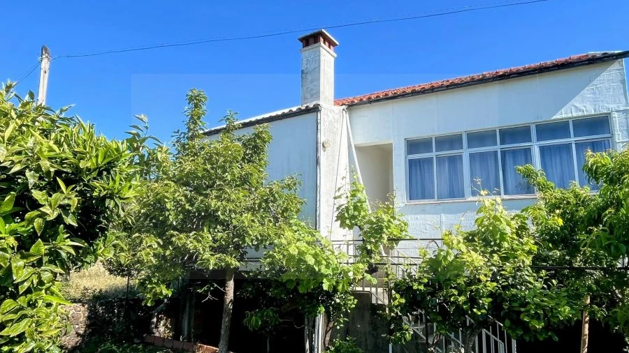 Moradia T2 para Venda em Vale de Prazeres e Mata da Rainha