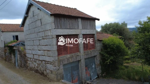 Moradia T3 para Venda em Estorãos